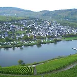 Attractive In Near River Apartamento Zell