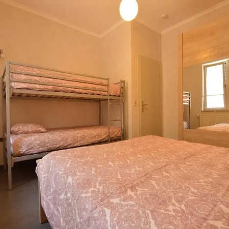 Attractive In Near River Apartamento *