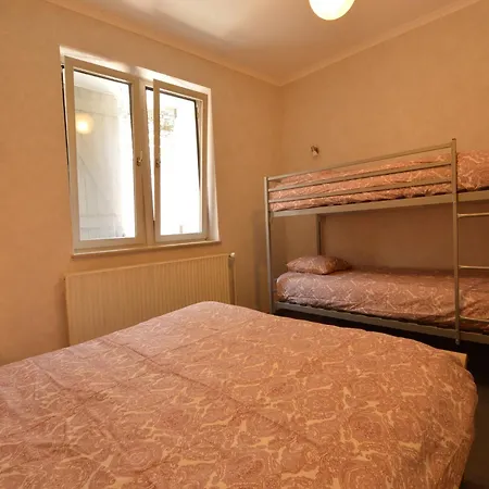 Attractive In Near River Zell