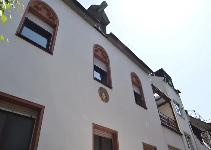 Attractive In Near River * Zell