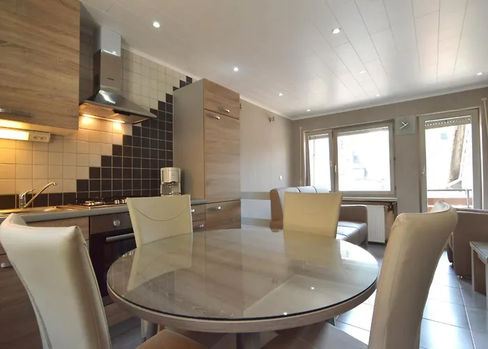 Attractive In Near River Zell