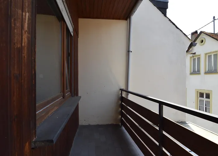 Attractive In Near River Zell